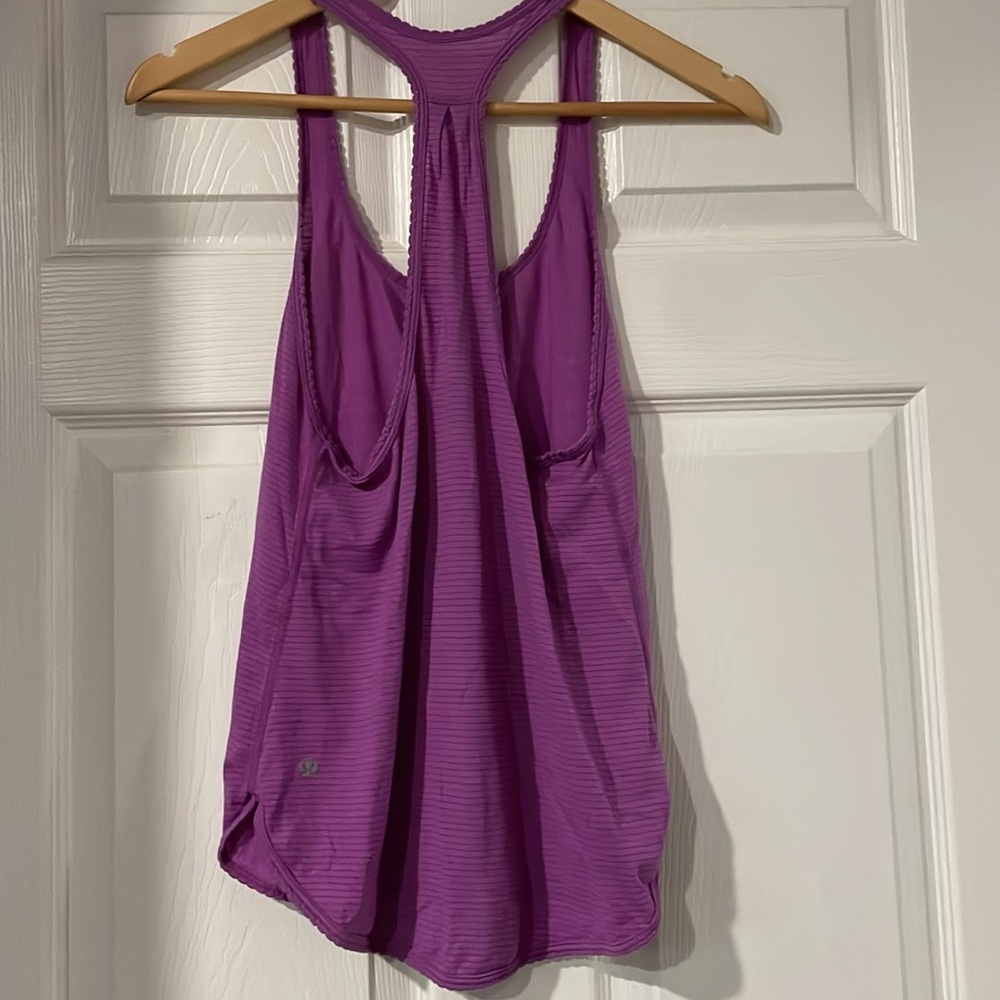 Lululemon racerback loose scalloped edge tank top - Picture 3 of 4